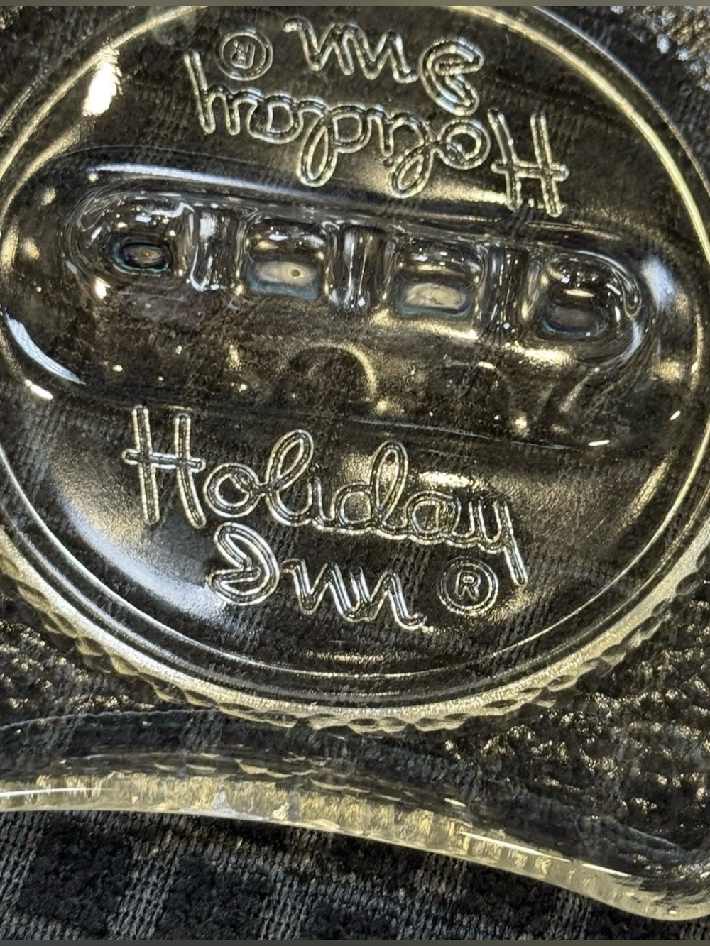 Vintage HOLIDAY INN Ashtray Hotel Advertising Embossed Letters Pebble Sides 70's - Picture 3 of 7